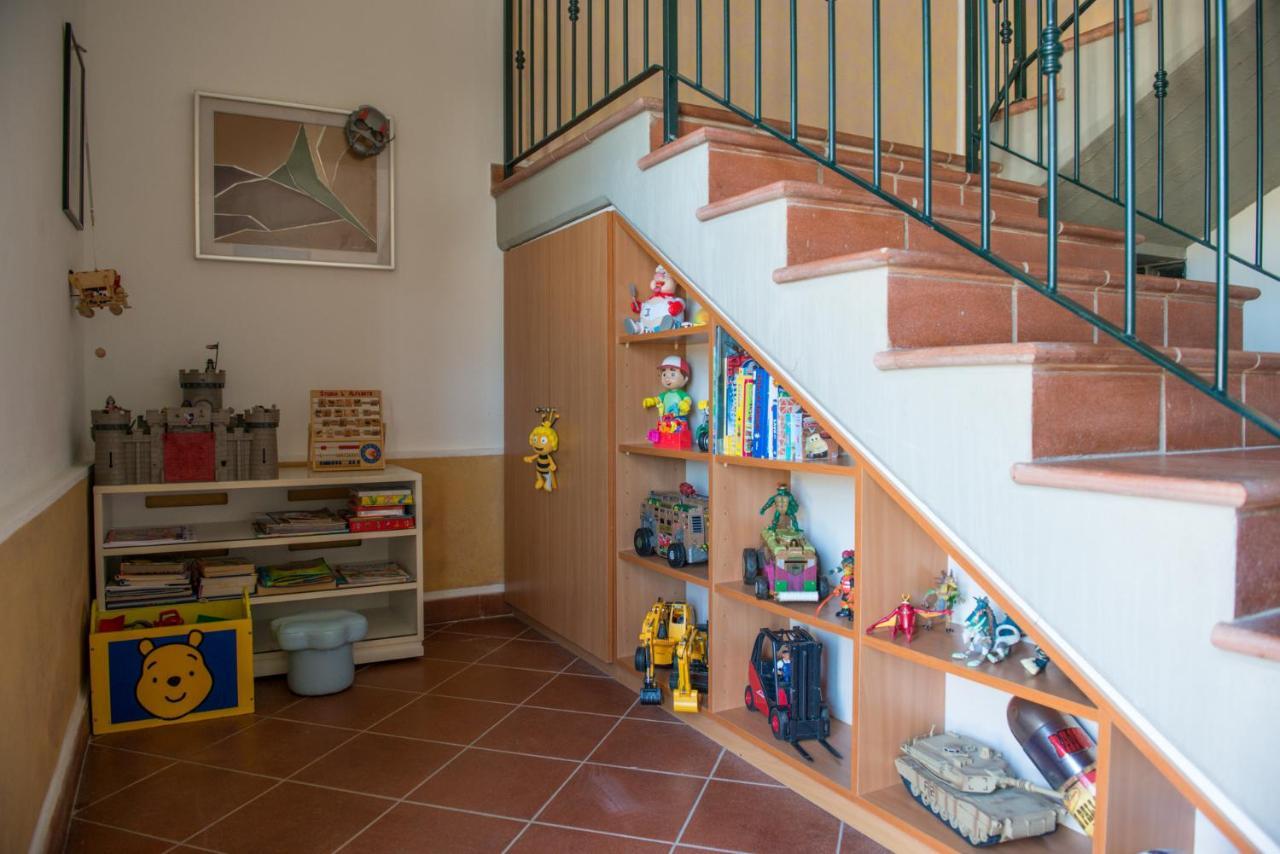 Agriturismo Le Vecchie Scuole Campiglia Marittima Exteriör bild