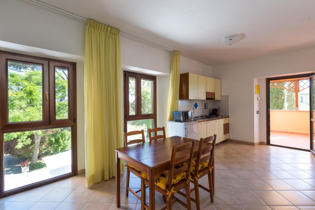 Agriturismo Le Vecchie Scuole Campiglia Marittima Exteriör bild