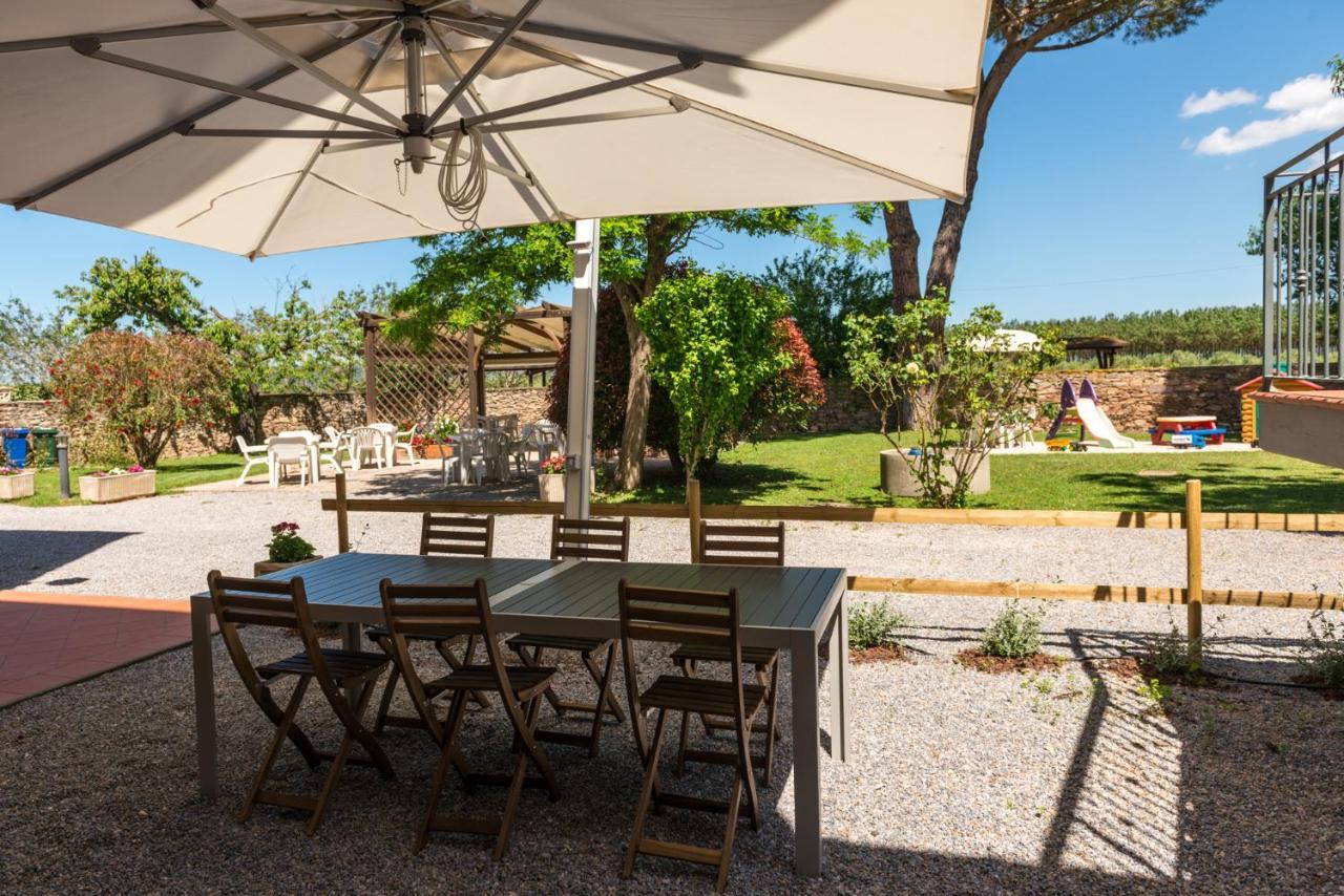 Agriturismo Le Vecchie Scuole Campiglia Marittima Exteriör bild