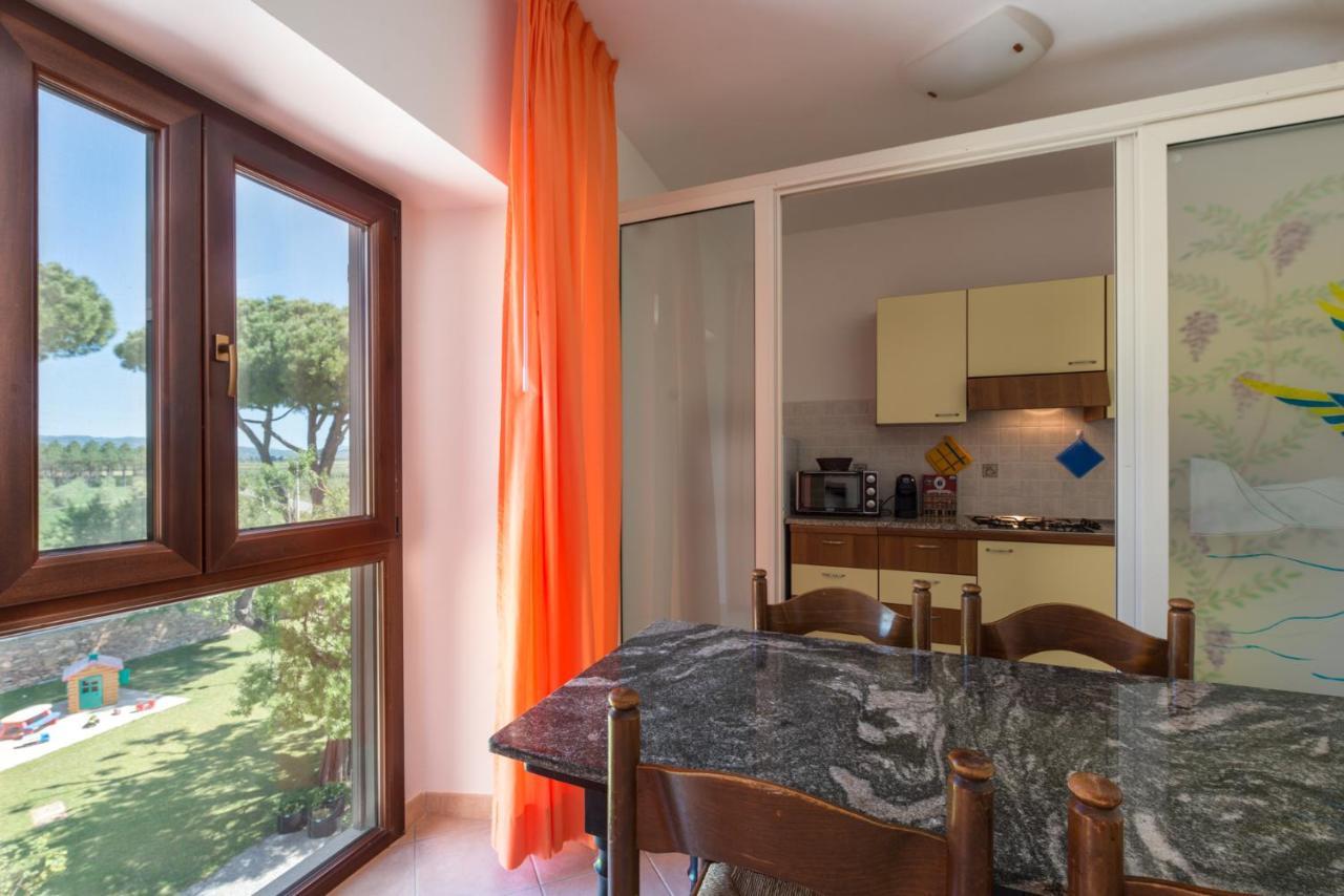 Agriturismo Le Vecchie Scuole Campiglia Marittima Exteriör bild