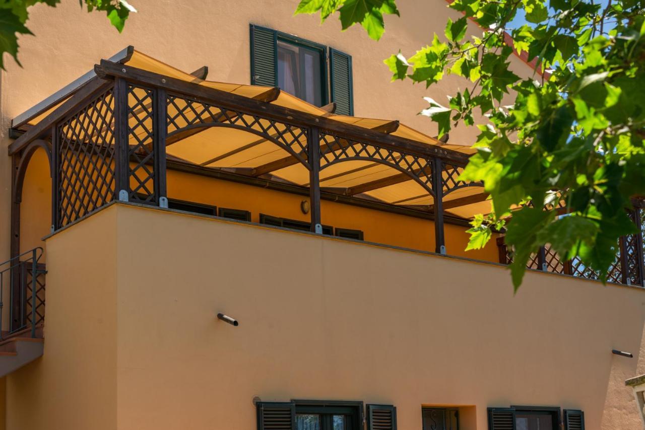 Agriturismo Le Vecchie Scuole Campiglia Marittima Exteriör bild