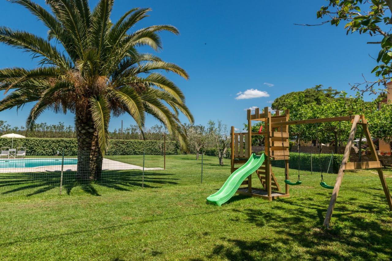 Agriturismo Le Vecchie Scuole Campiglia Marittima Exteriör bild